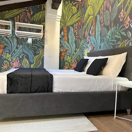 Mascarella Boutique Boloňa